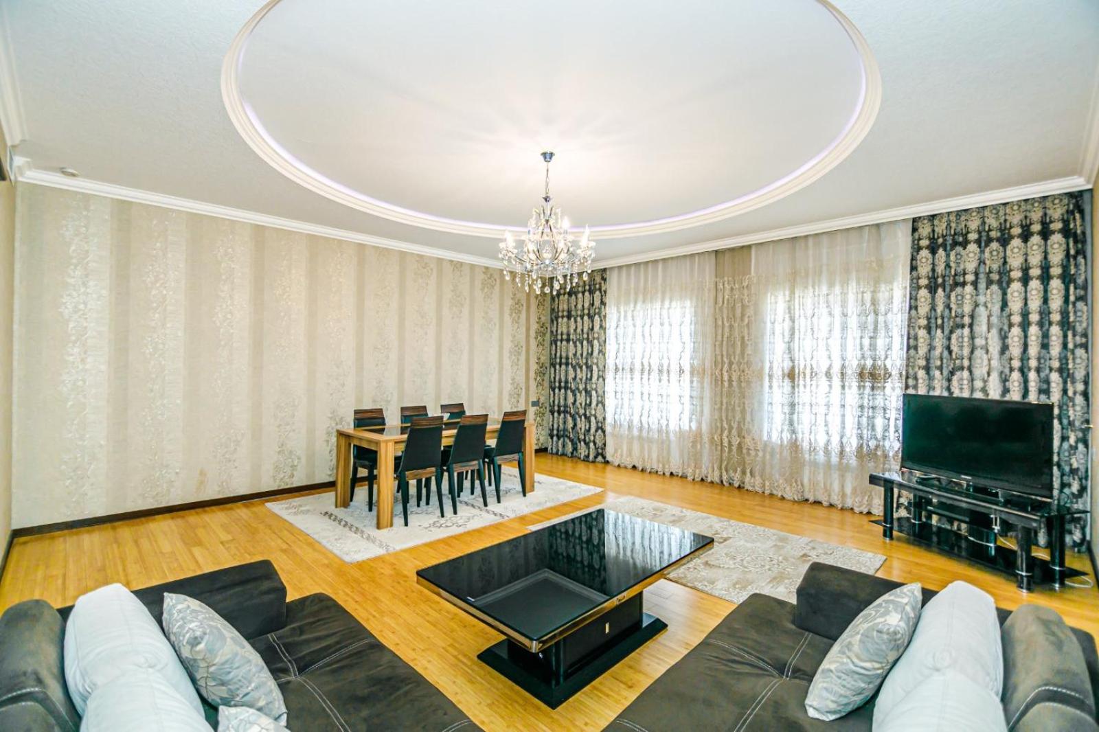 Nice House in Nizami street