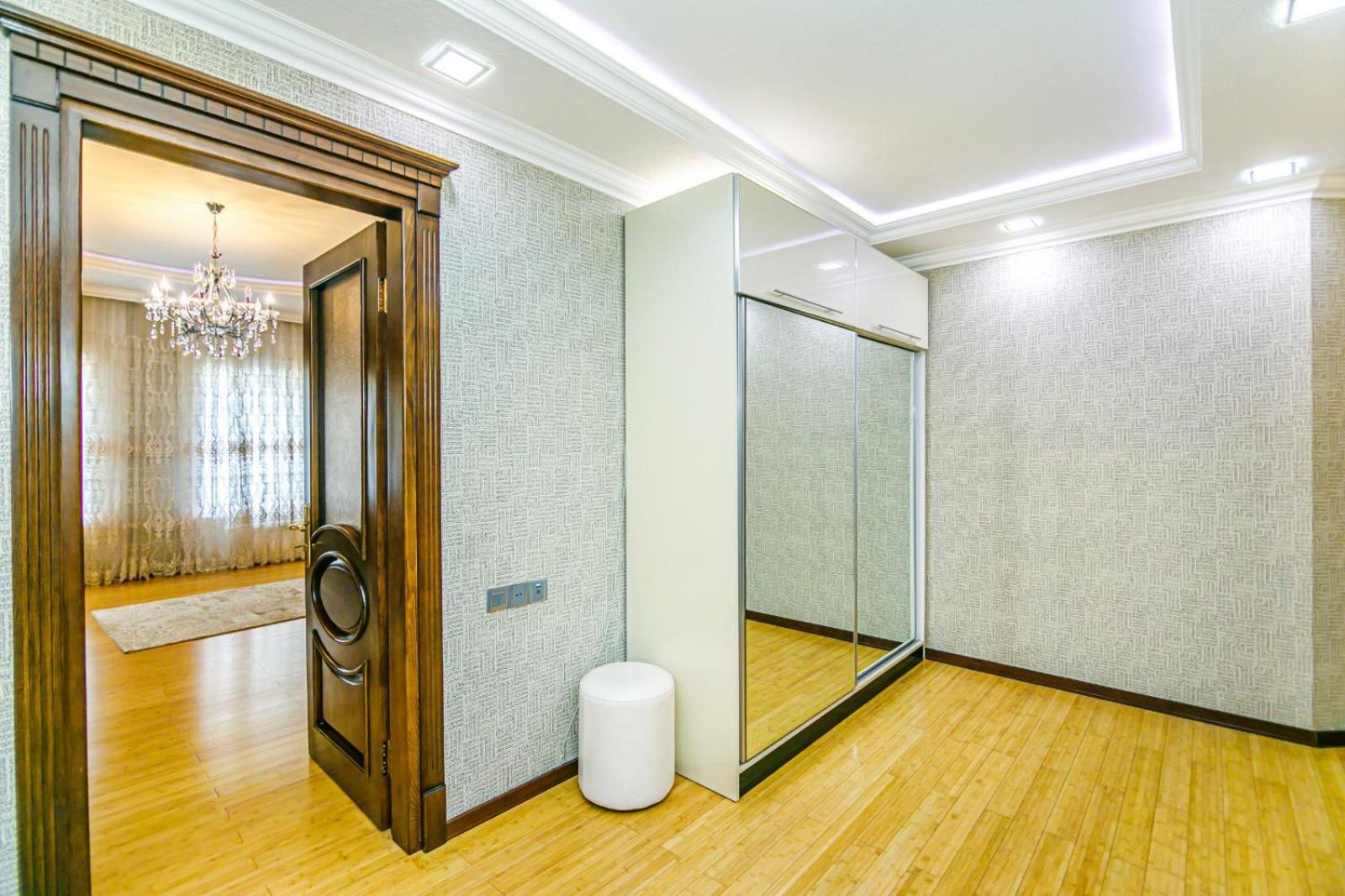 Nice House in Nizami street