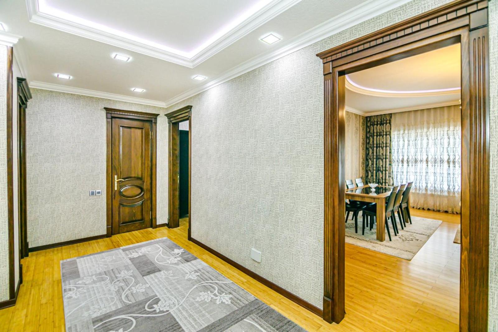 Nice House in Nizami street