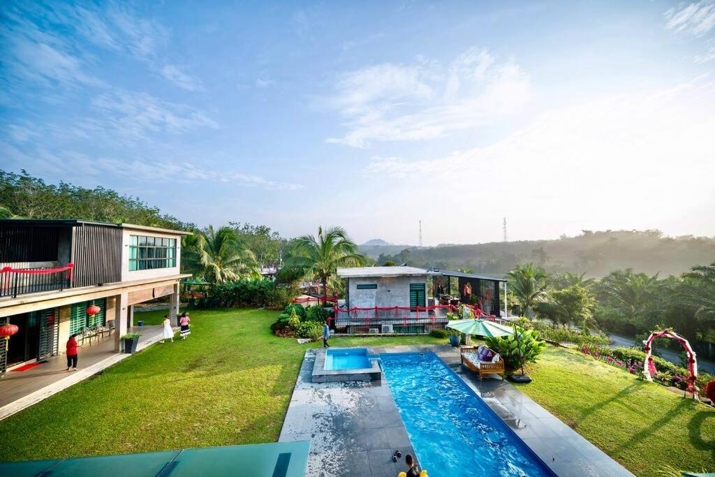 U House Exclusive Retreat in Alor Gajah photo 1