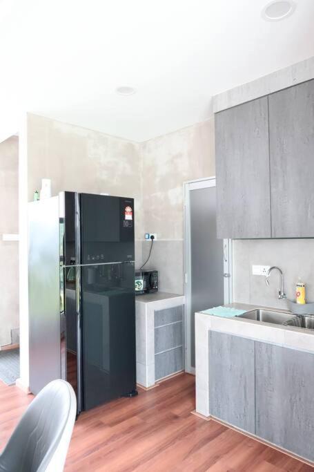 U House Exclusive Retreat in Alor Gajah
