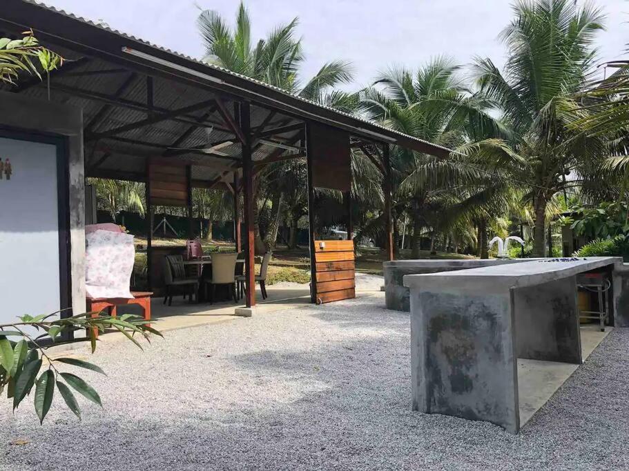 U House Exclusive Retreat in Alor Gajah