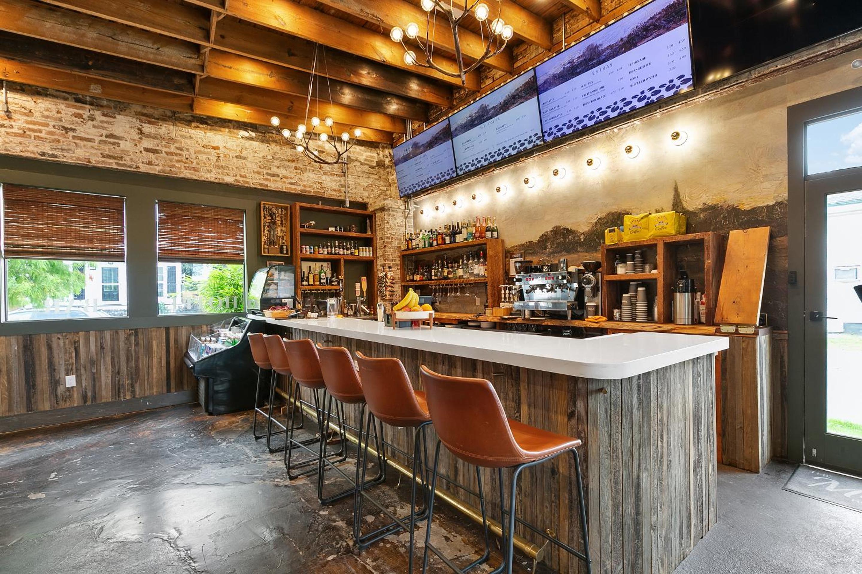 Marsh Hotel