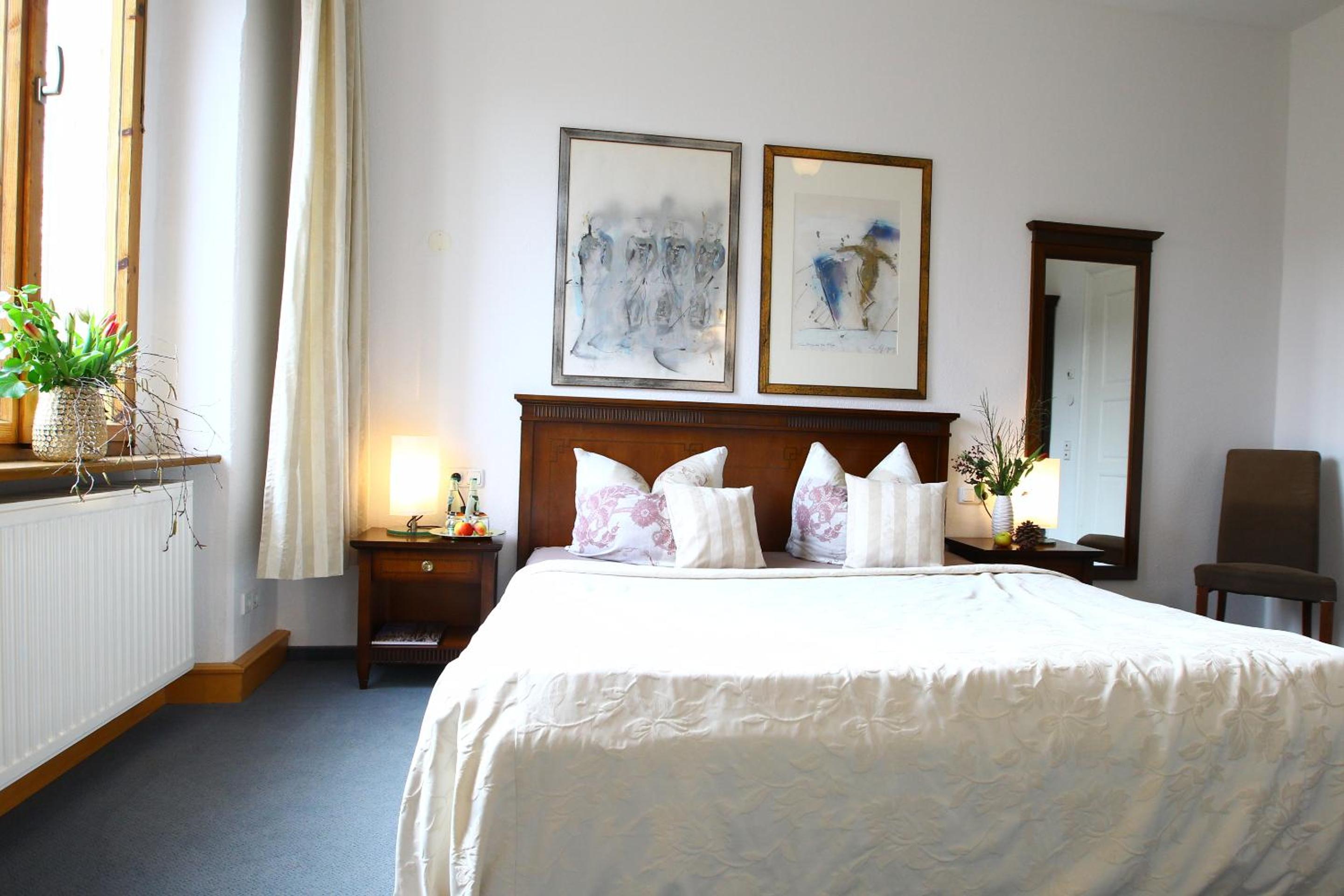 Eventlocation Mieten und Übernachten im Schloss nähe 07407 Rudolstadt