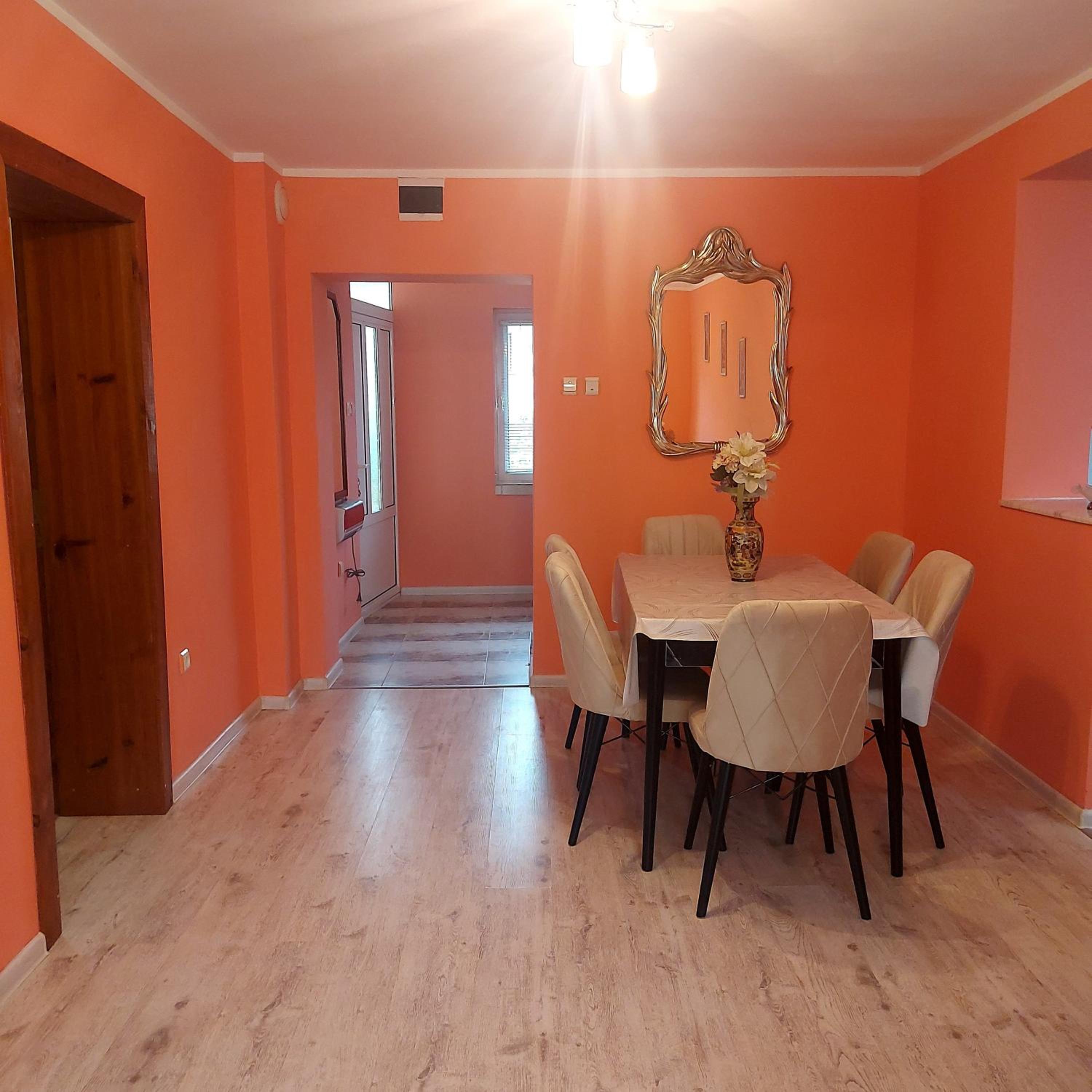 Viktoria House
