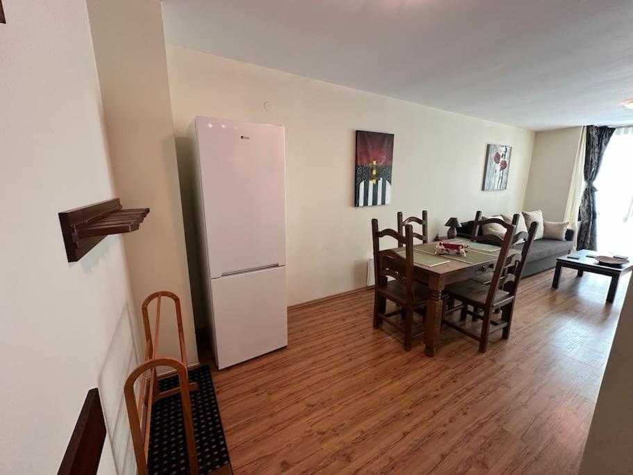 Kandahar bright apartment