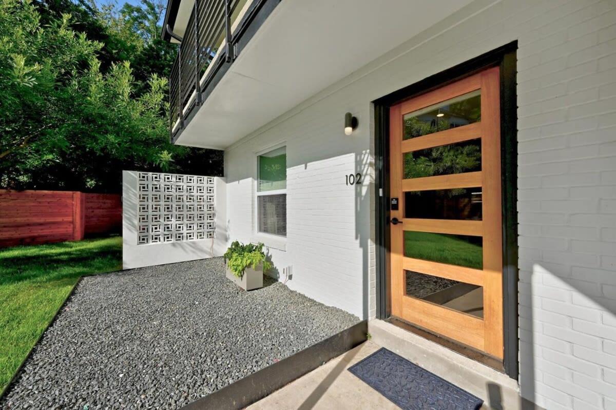 Zilker Bungalow Pet Friendly