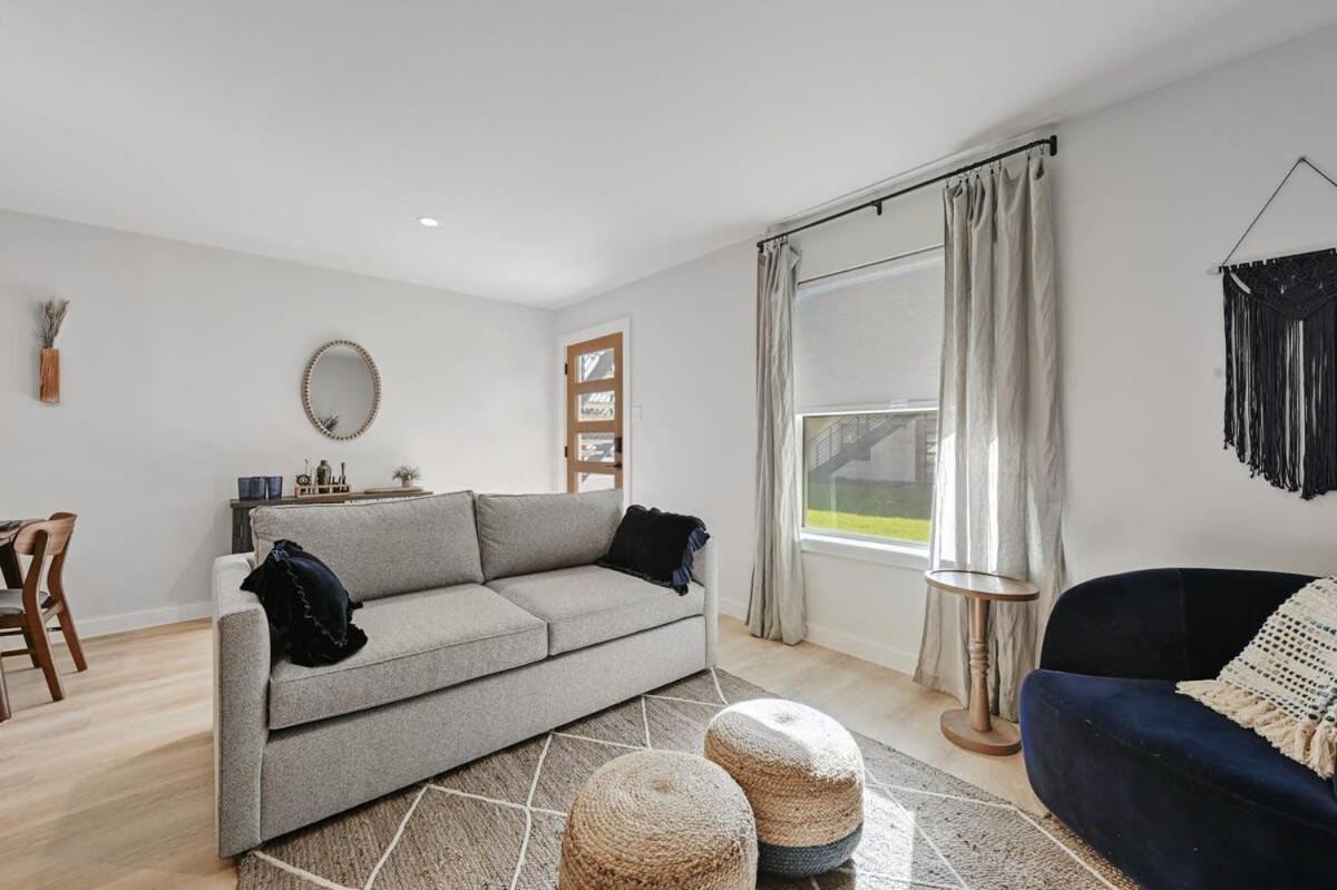 Zilker Bungalow Pet Friendly