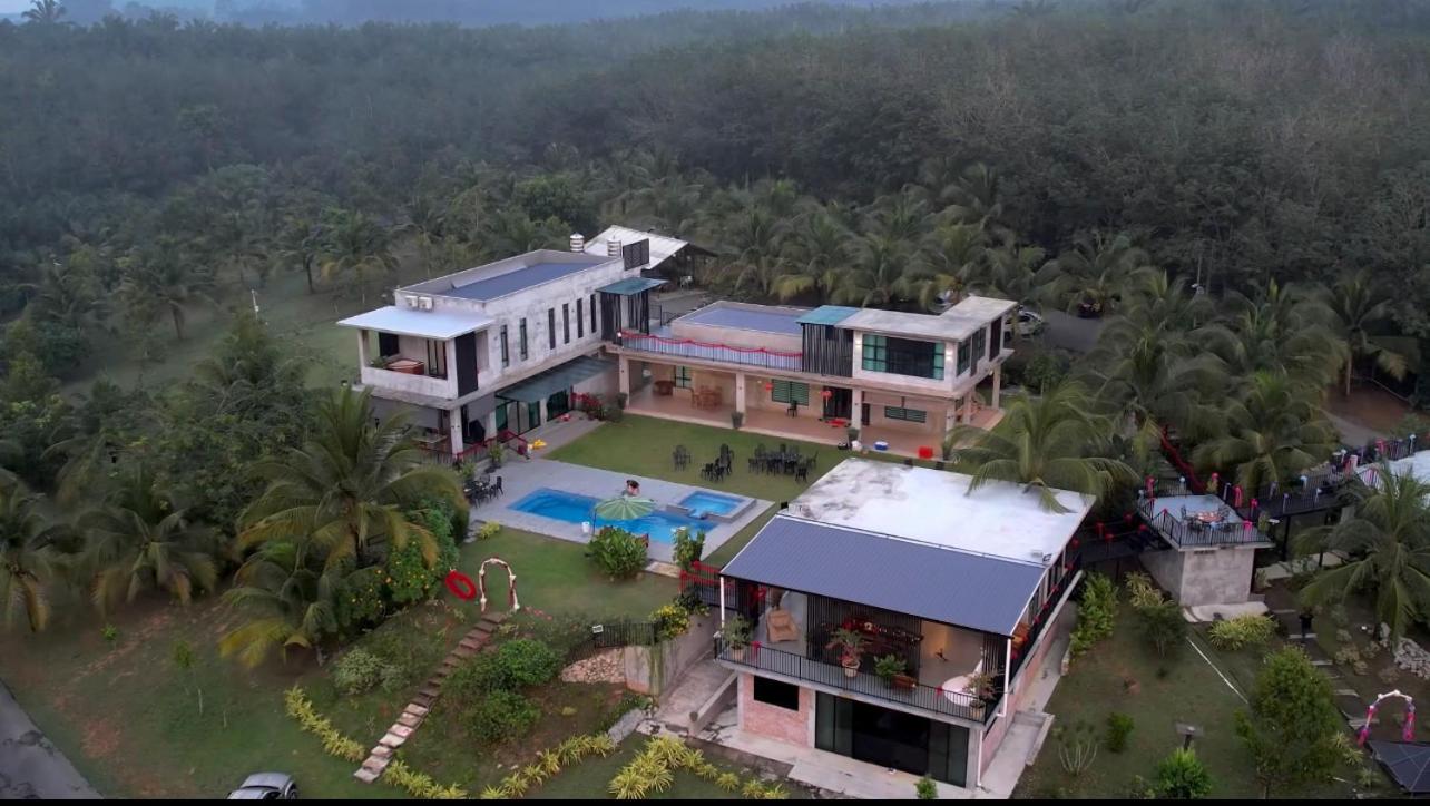 U House Exclusive Retreat in Alor Gajah photo 2