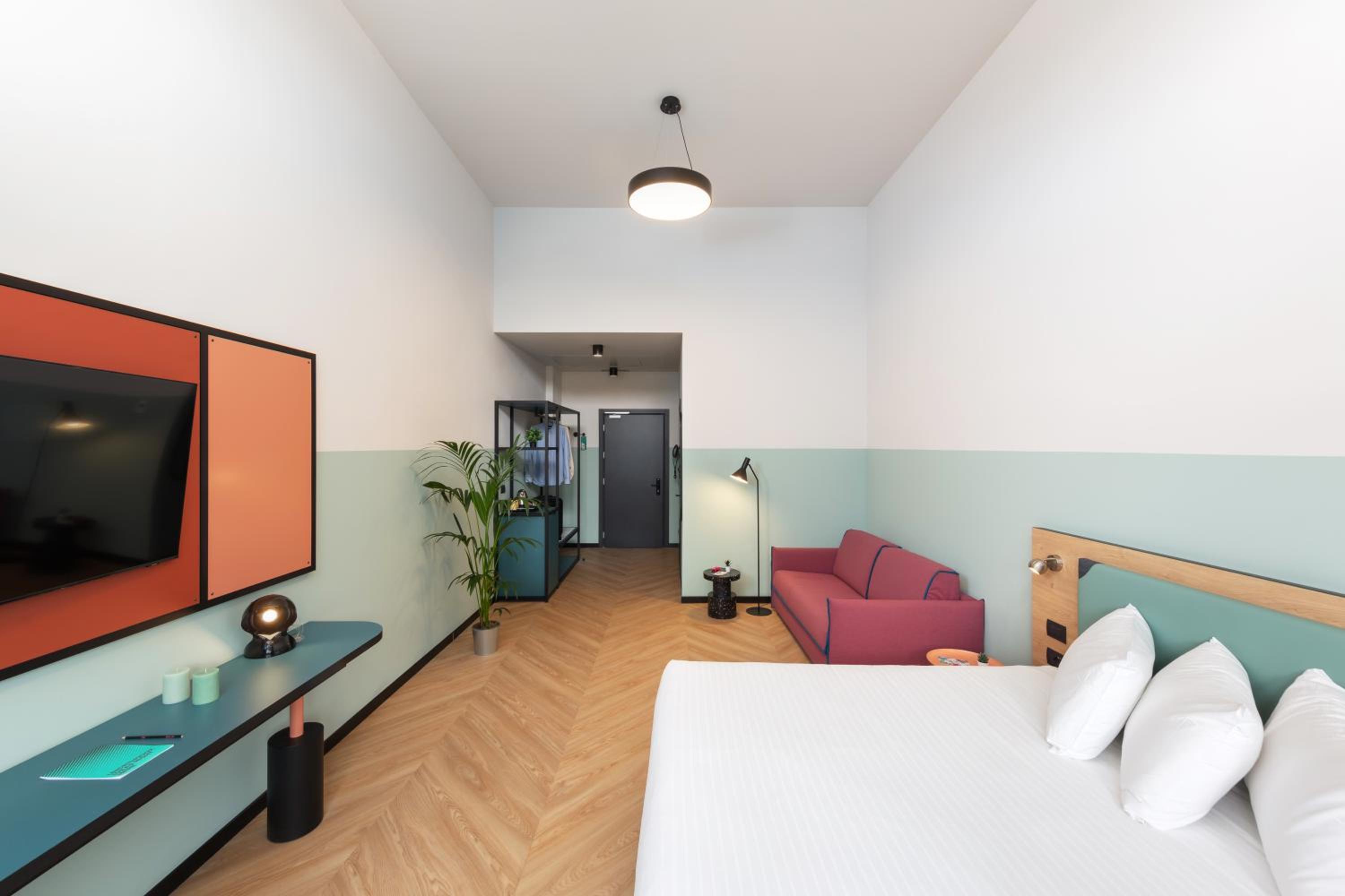 hotel room