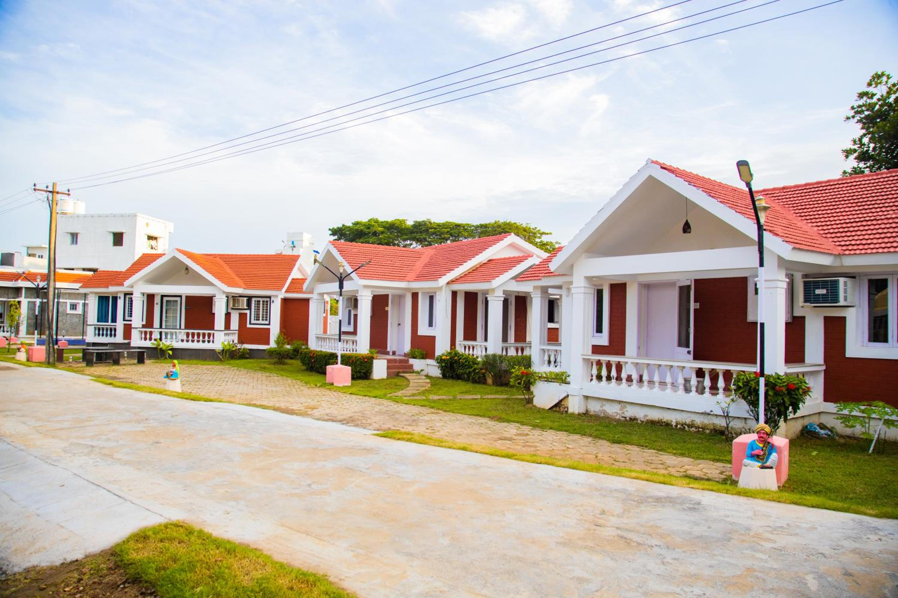 Mamalla Kudil Resort