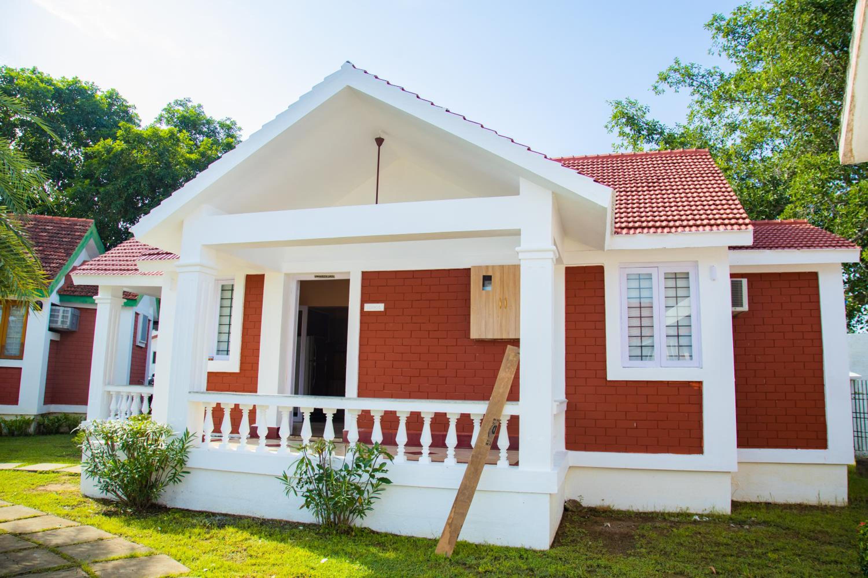 Mamalla Kudil Resort