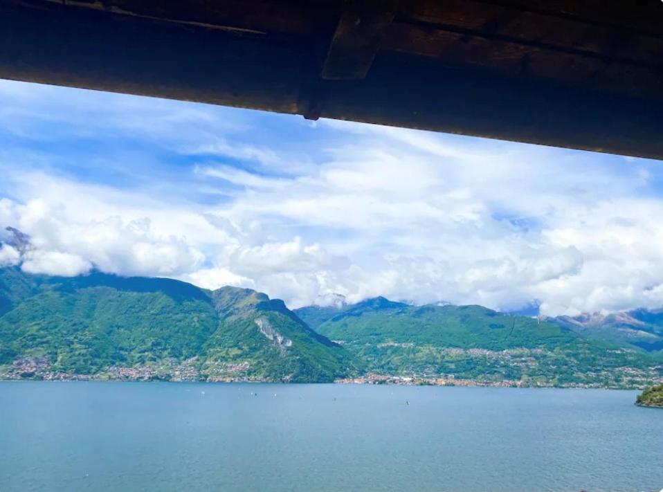 The Boards House on Lake Como - House or Master bedroom only