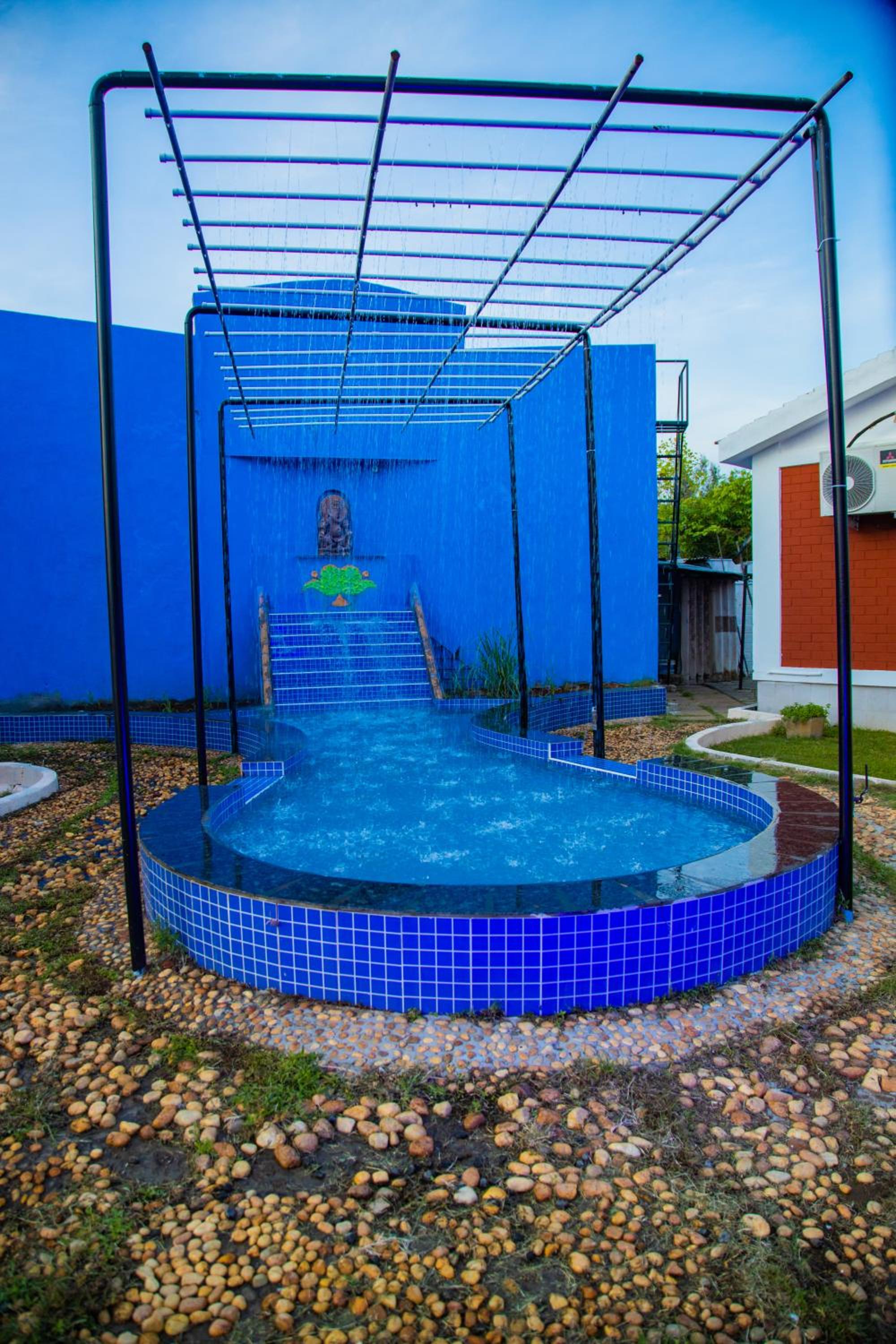 Mamalla Kudil Resort