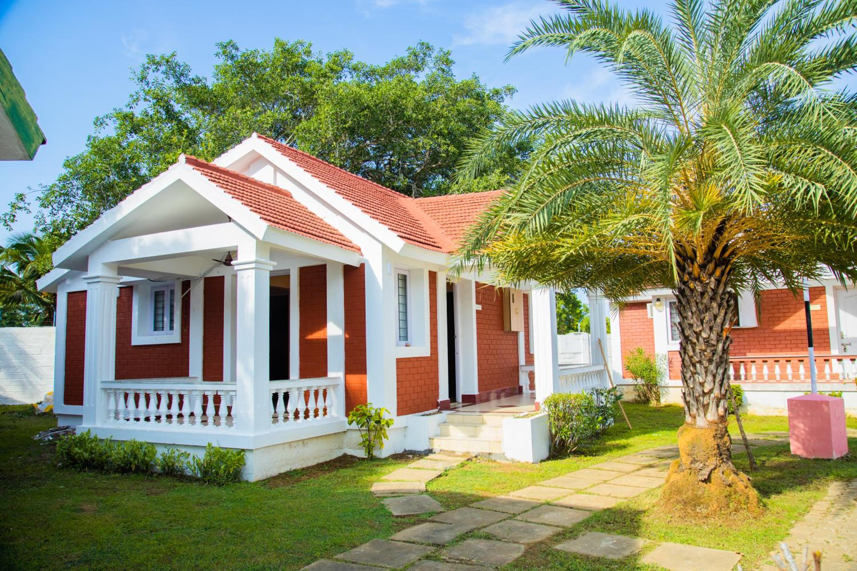 Mamalla Kudil Resort