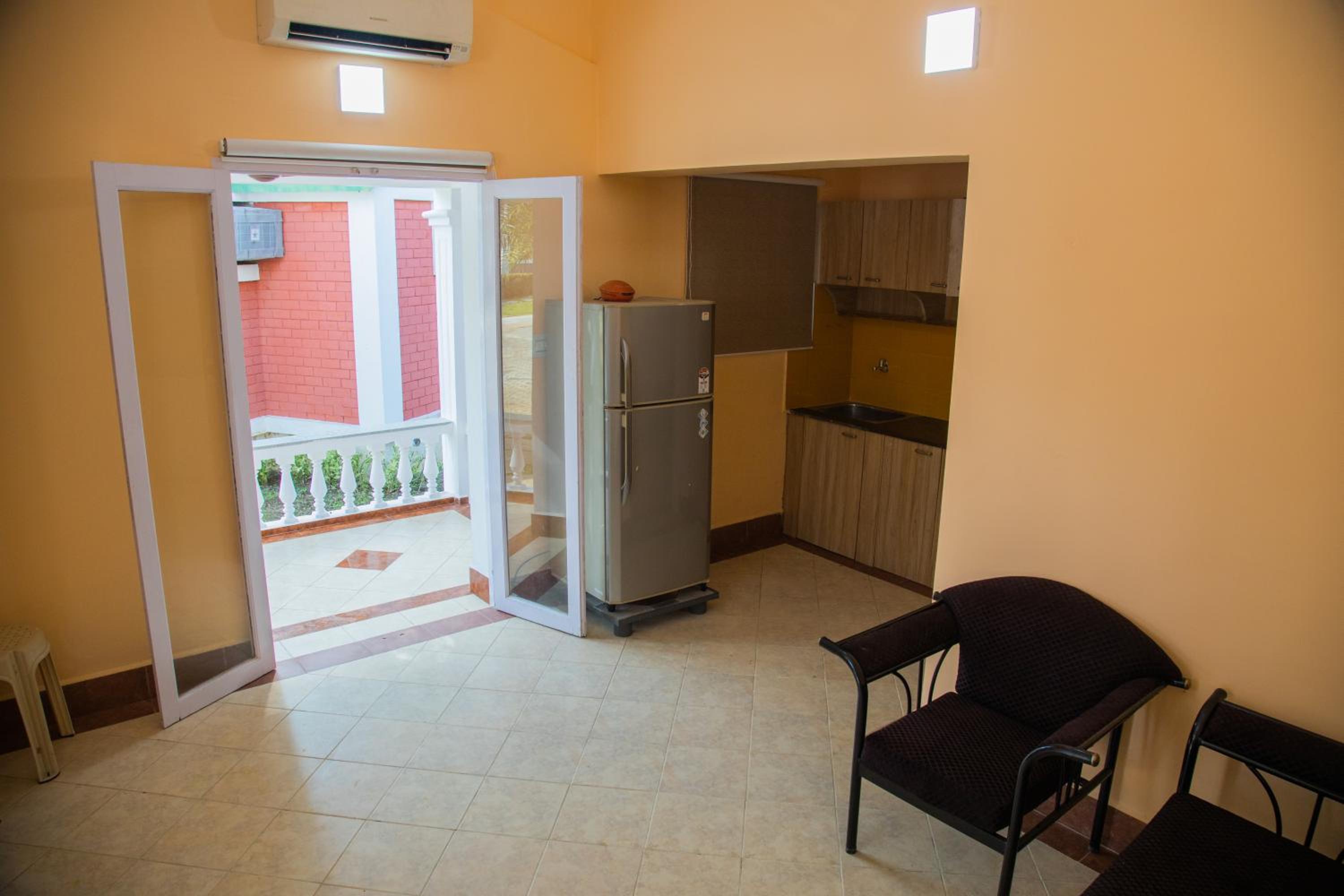 Mamalla Kudil Resort