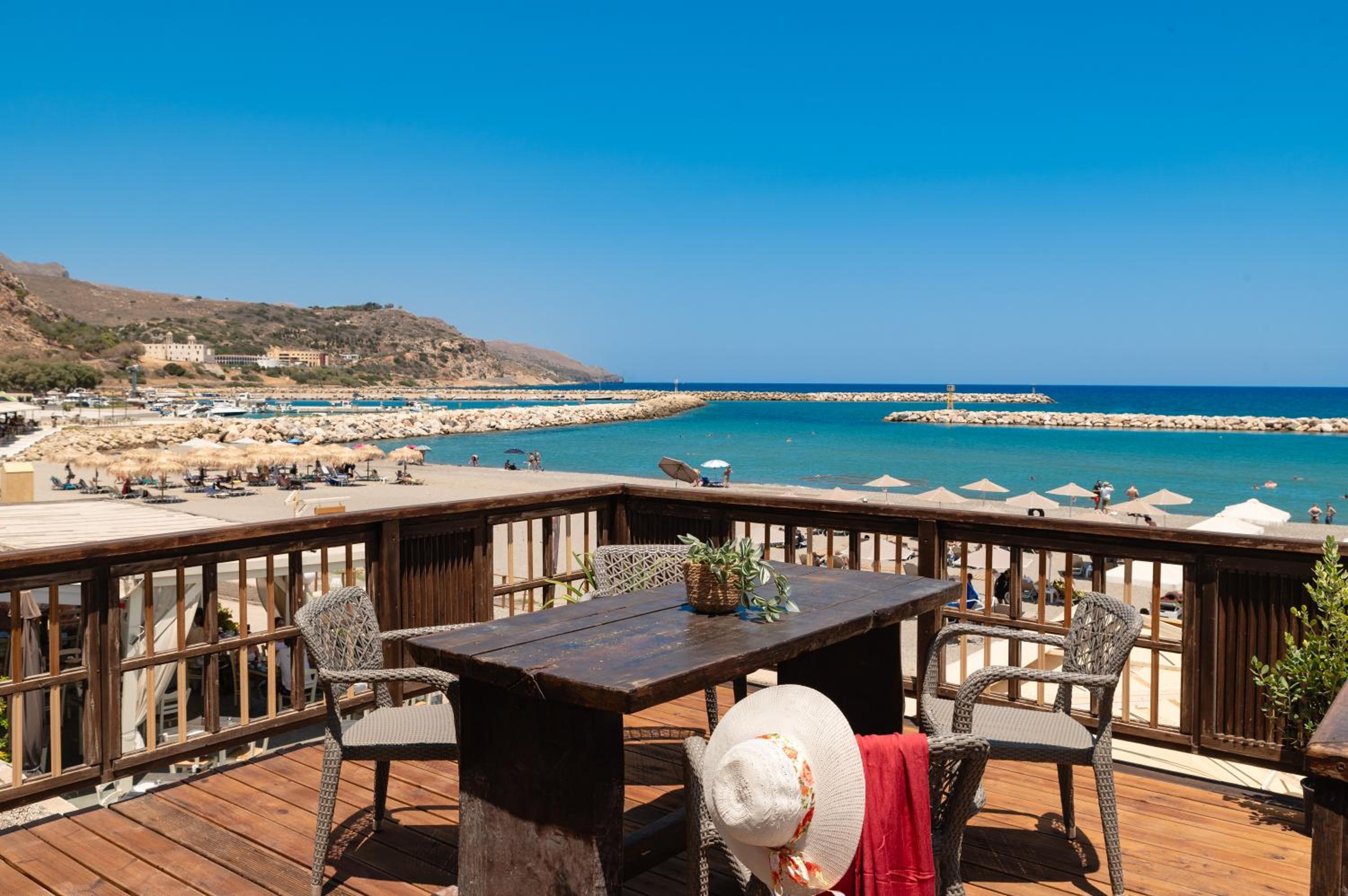 Ekati Seaside Living photo 5