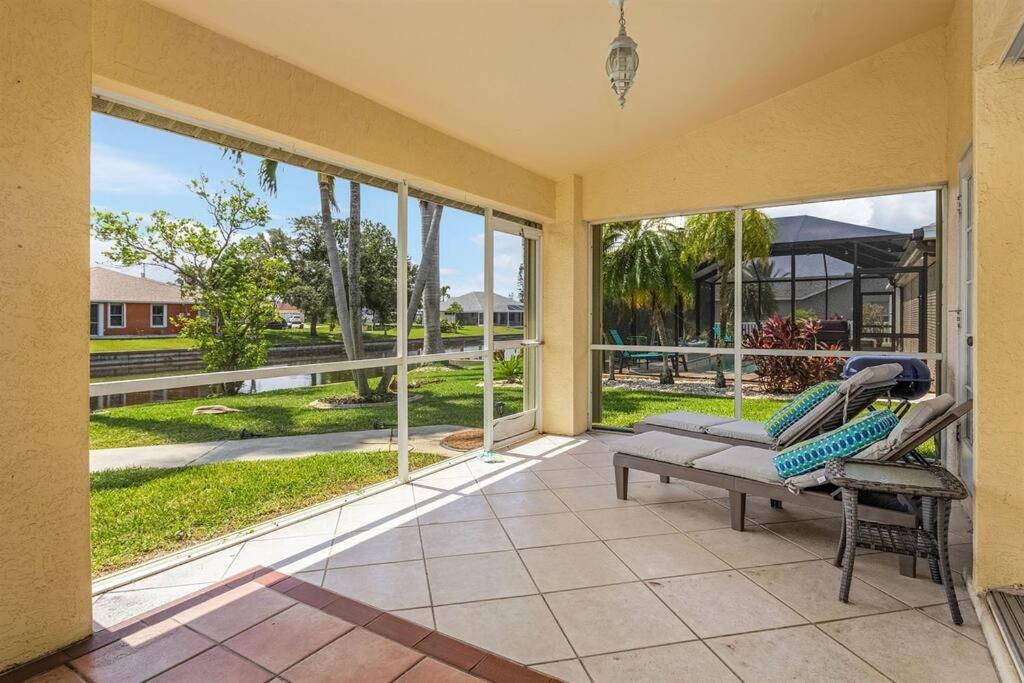 Charming Villa Chandelier located at an intersection - Property Image 15