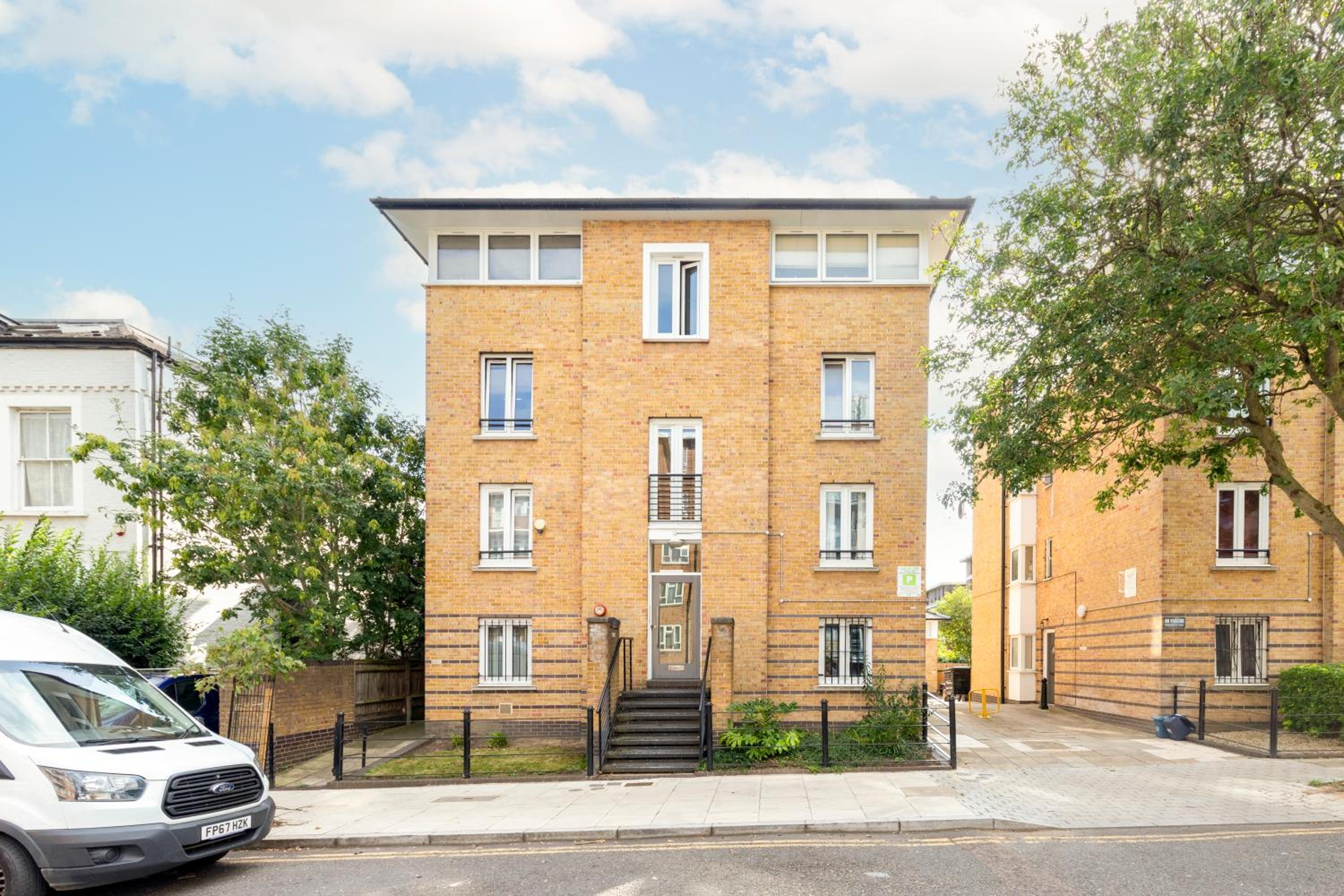 Cosy 2 bedroom Flat in Manor House