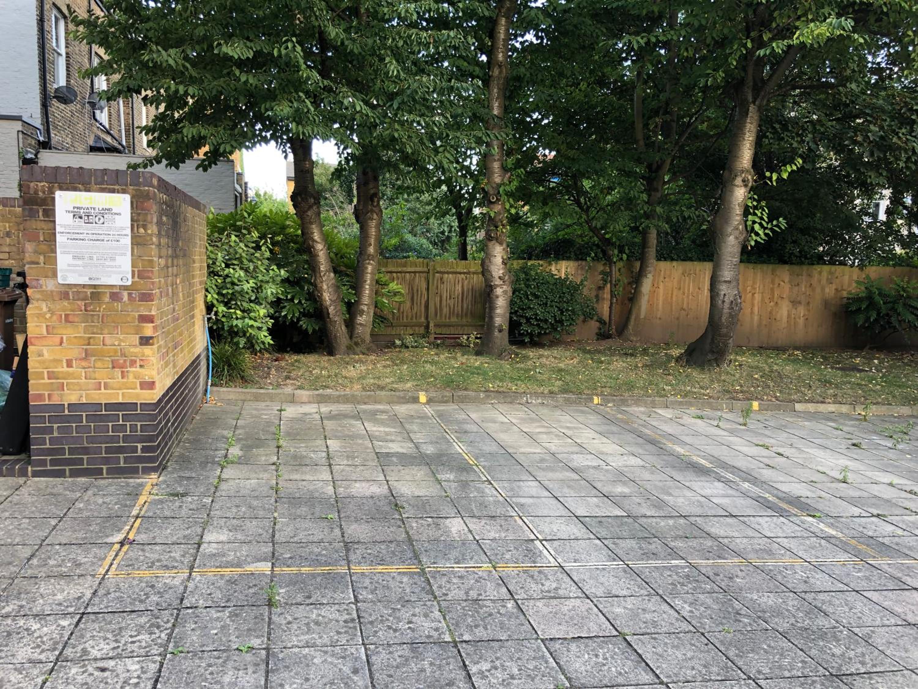 Cosy 2 bedroom Flat in Manor House