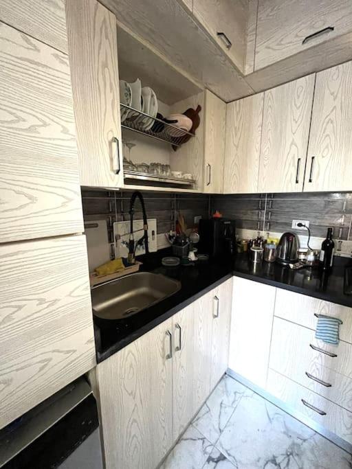 Hurghada rent one bedroom apartment in intercontinental