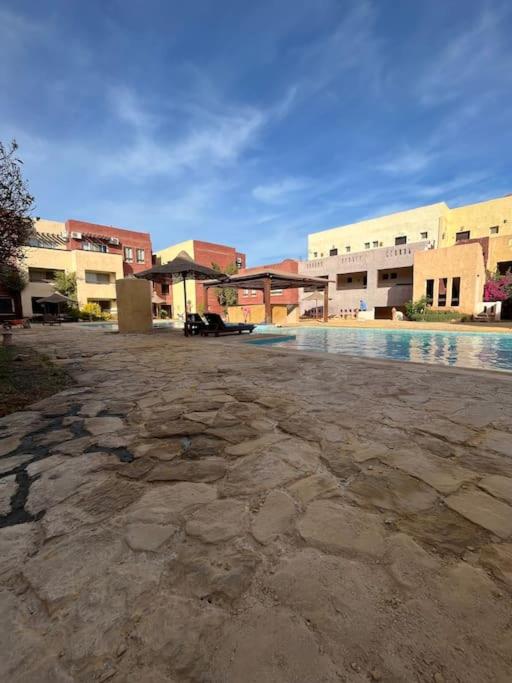 Hurghada rent one bedroom apartment in intercontinental