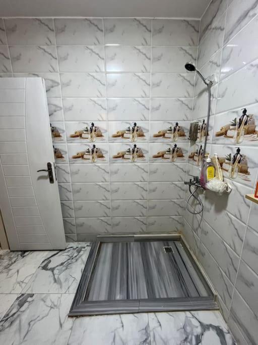 Hurghada rent one bedroom apartment in intercontinental