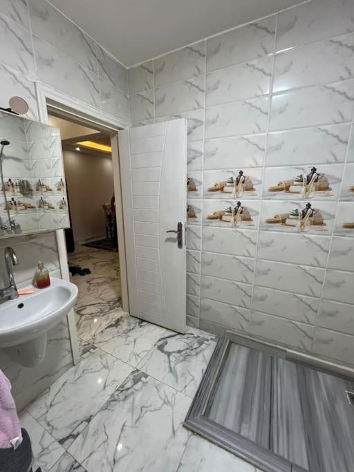 Hurghada rent one bedroom apartment in intercontinental