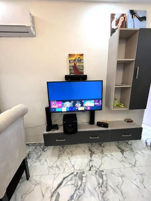 Hurghada rent one bedroom apartment in intercontinental