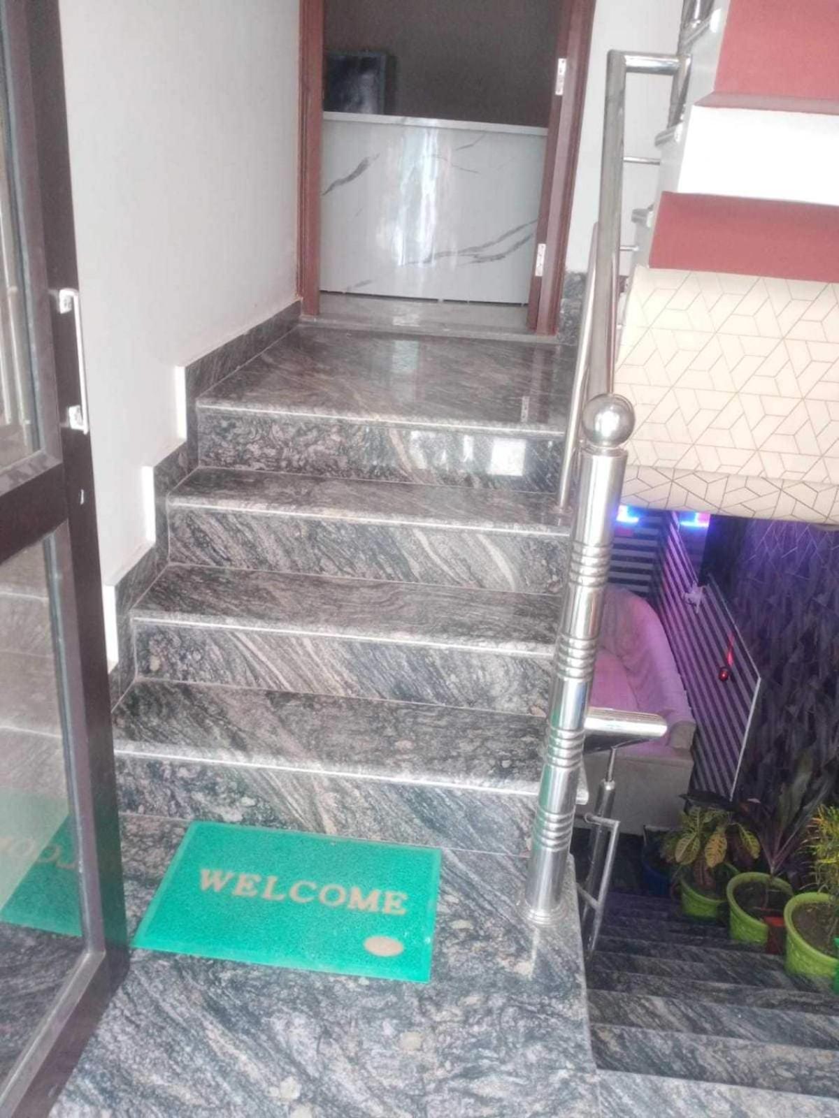 Hotel O Bhavya Guest House