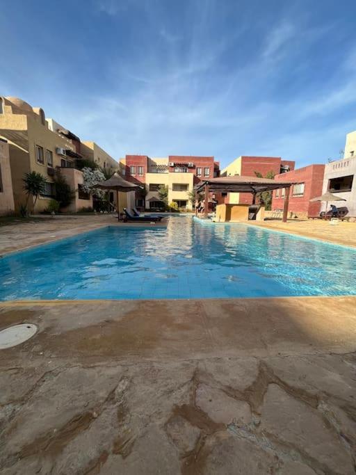 Hurghada rent one bedroom apartment in intercontinental