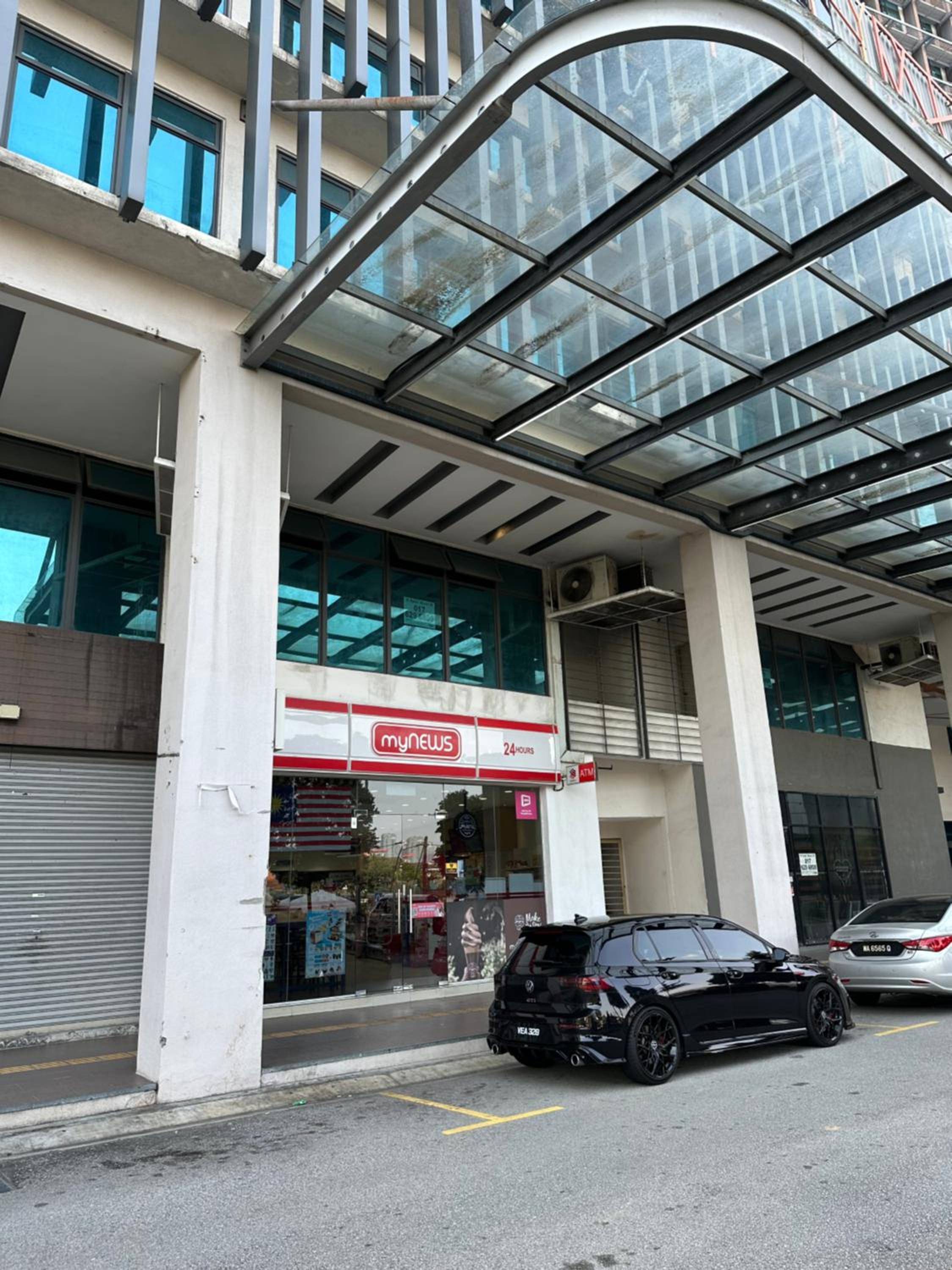 PJ Centrestage Hotel walkable to LRT photo 5