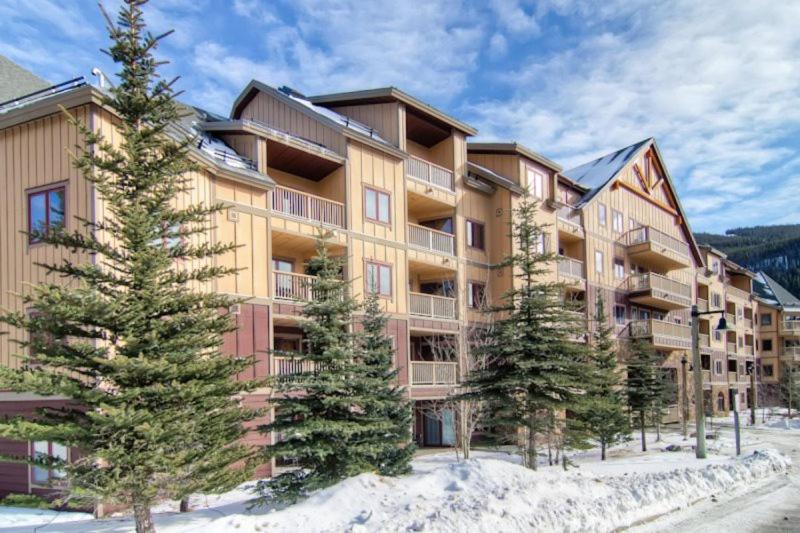 Hotel 1 Bedroom Colorado Mountain Vacation Rental In River Run Village With Convenient Access To Ski Slopes - Image 1