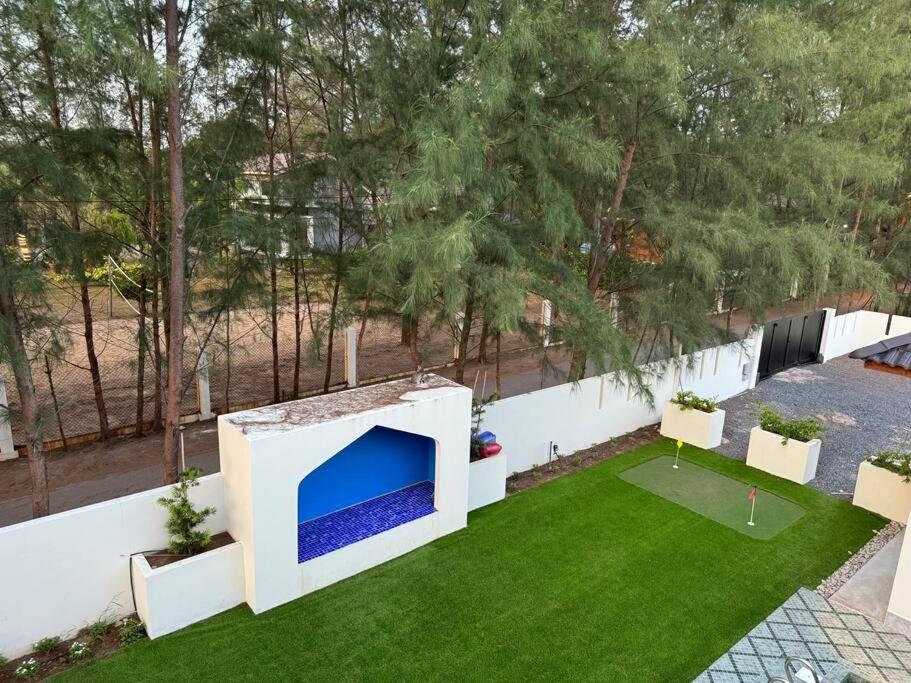 Charis Tanjong Jara, Beach & Pool Villa Sapphire photo 2