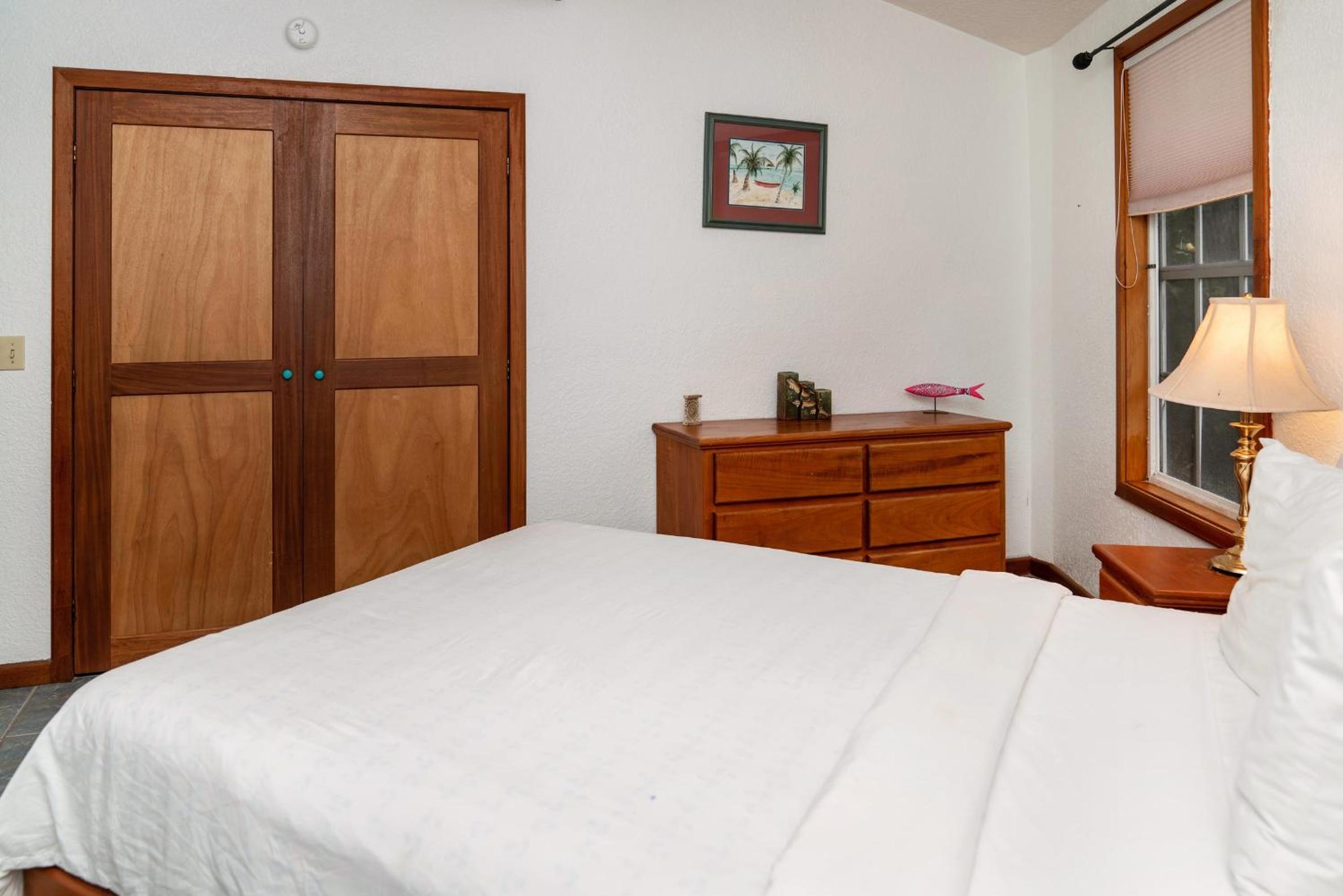 White Sands Cove C02-Ocean View 2 BR by Stay Floreo