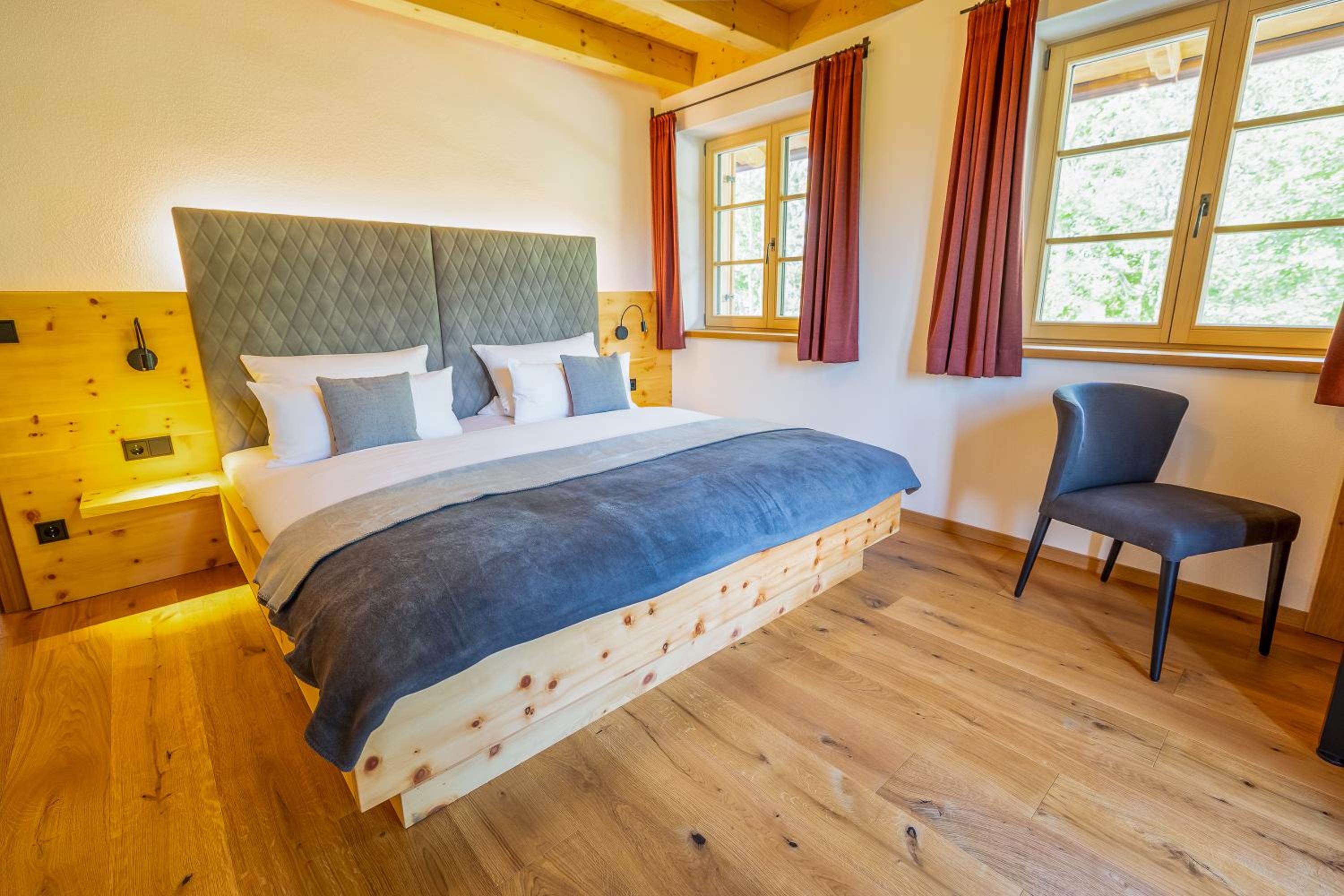 Graf Chiemo Suites - direkt am Chiemsee mit separatem Seezugang