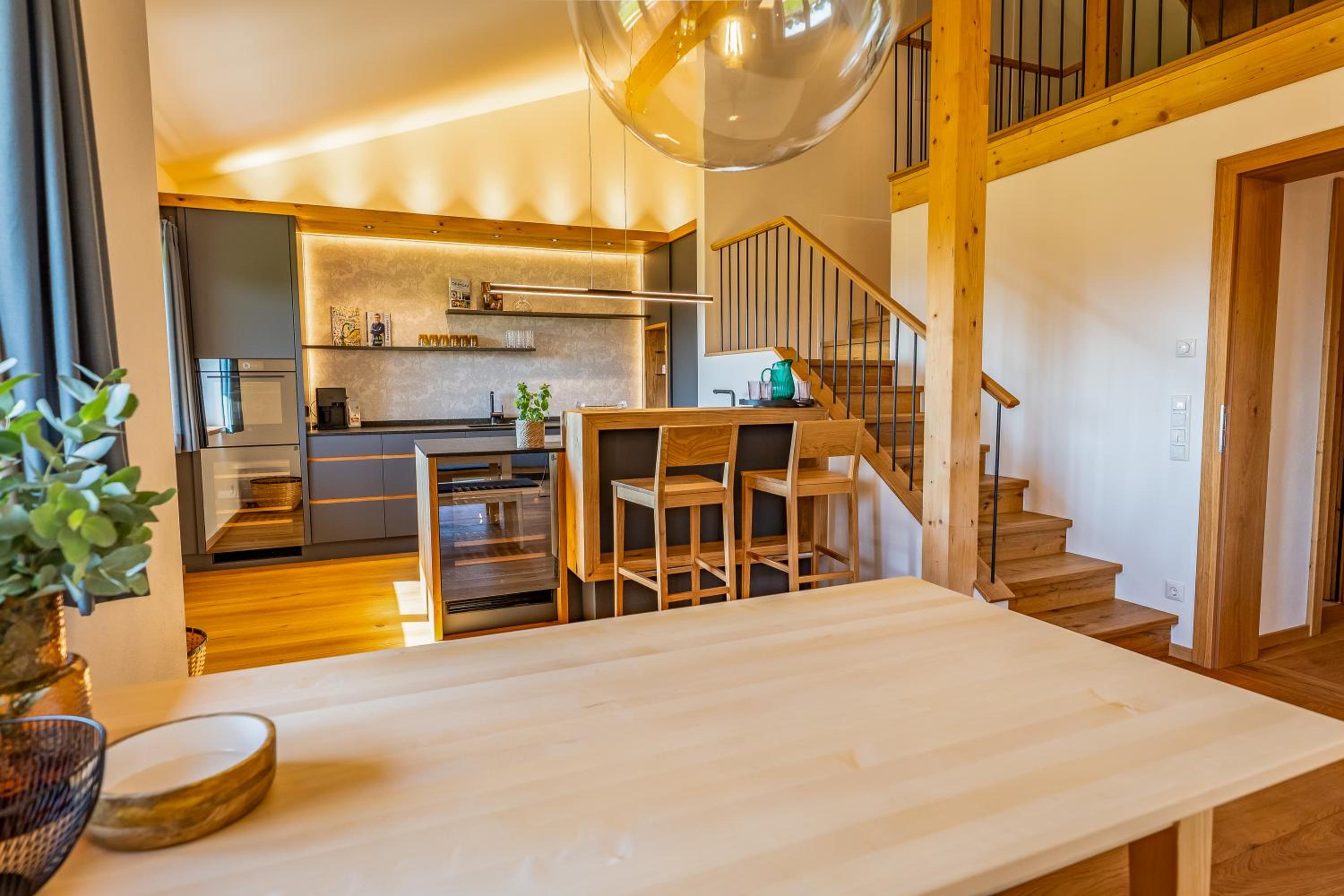 Graf Chiemo Suites - direkt am Chiemsee mit separatem Seezugang