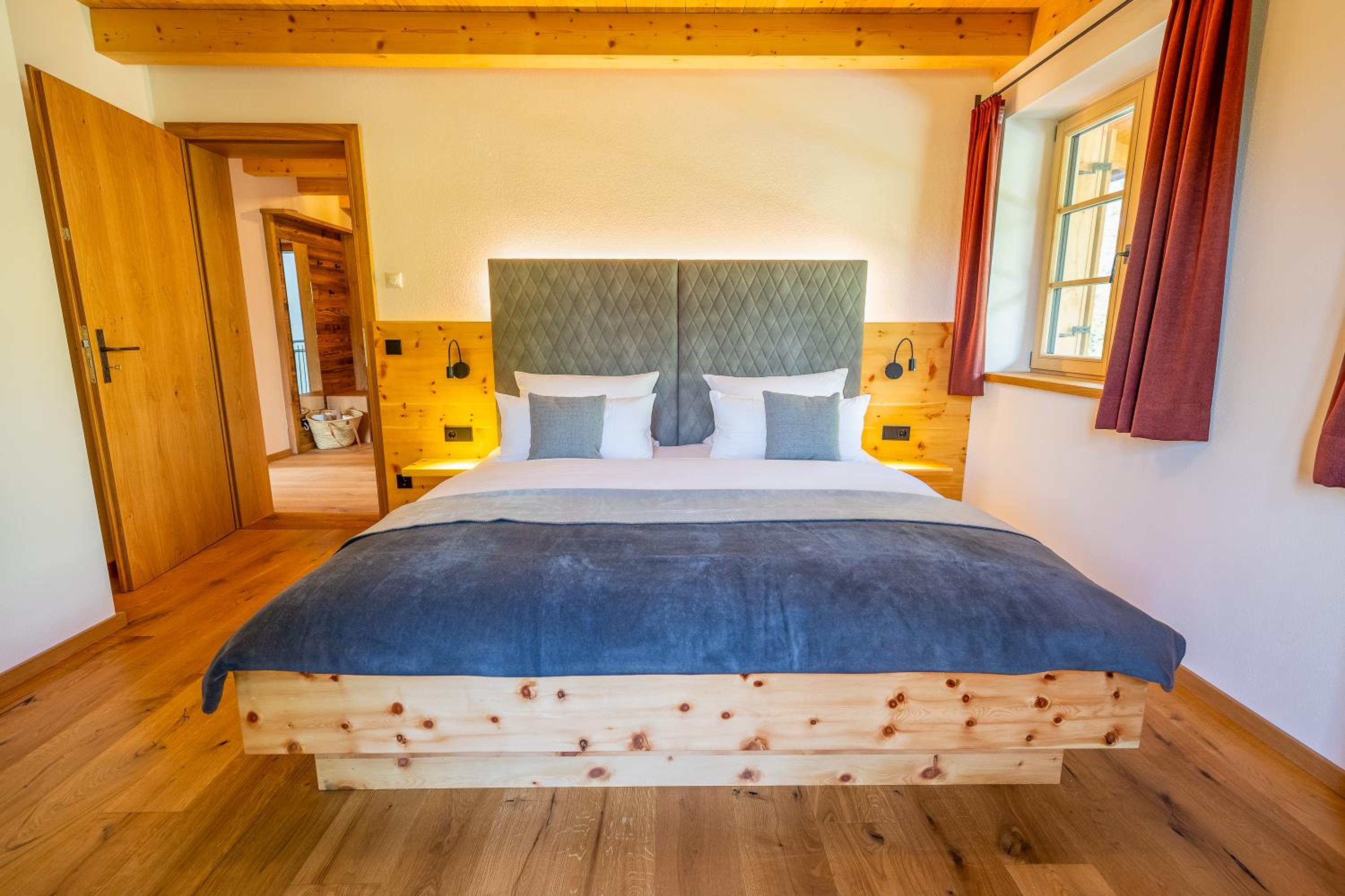 Graf Chiemo Suites - direkt am Chiemsee mit separatem Seezugang