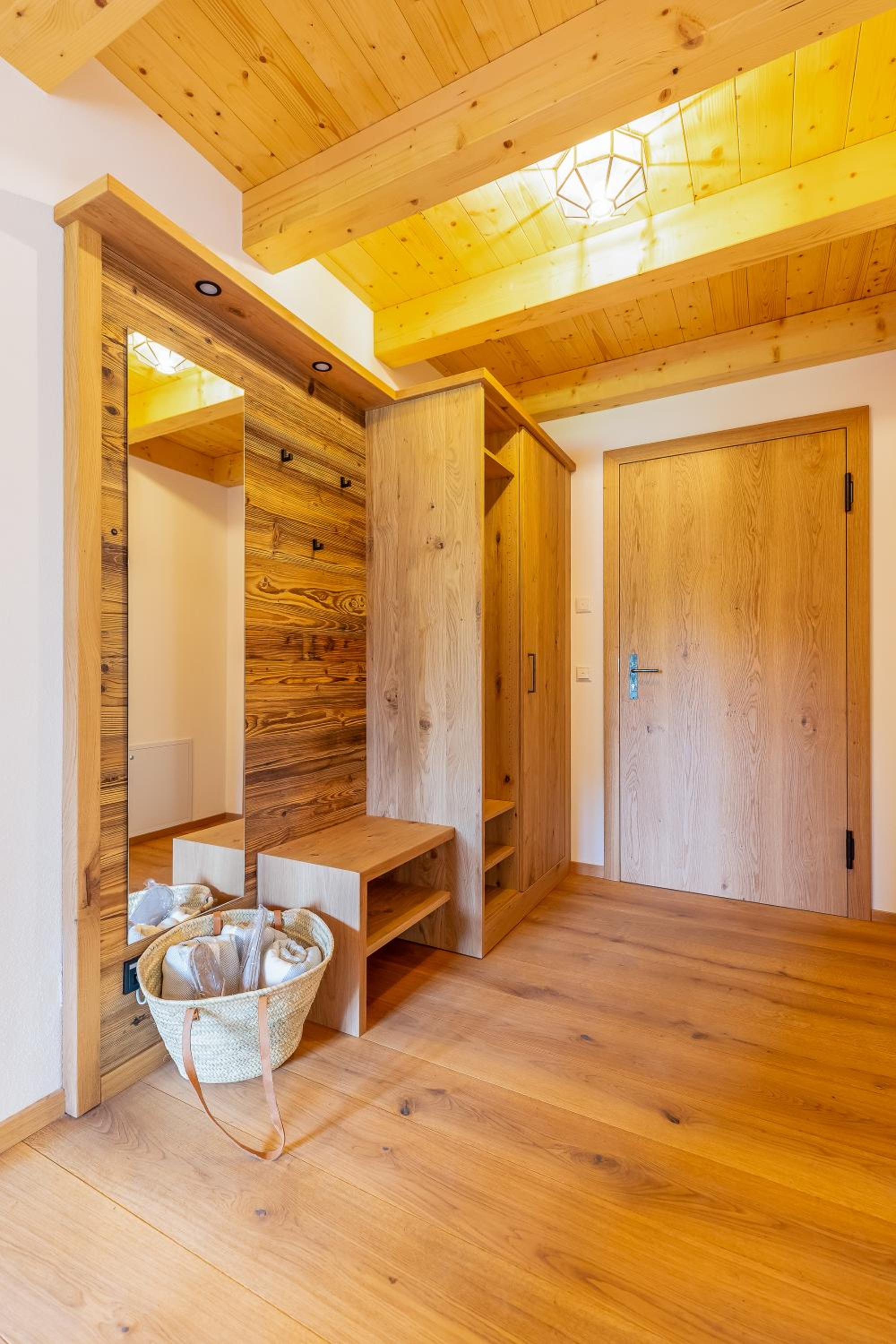 Graf Chiemo Suites - direkt am Chiemsee mit separatem Seezugang