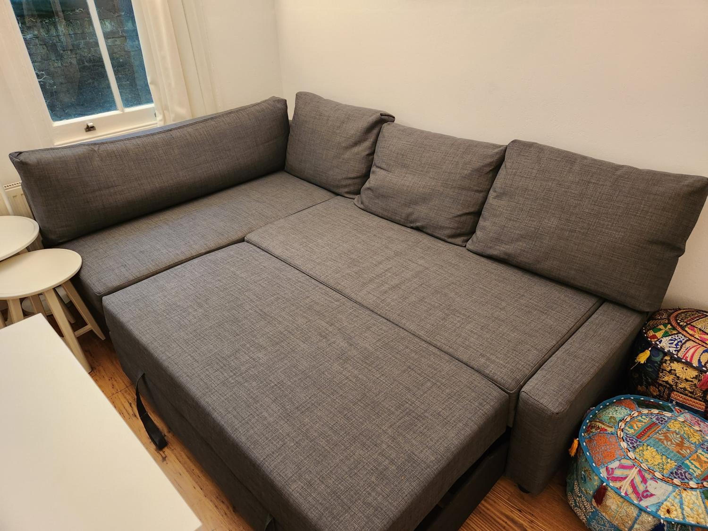 Cozy & Charming 2-Bedroom Flat in Prime Central London