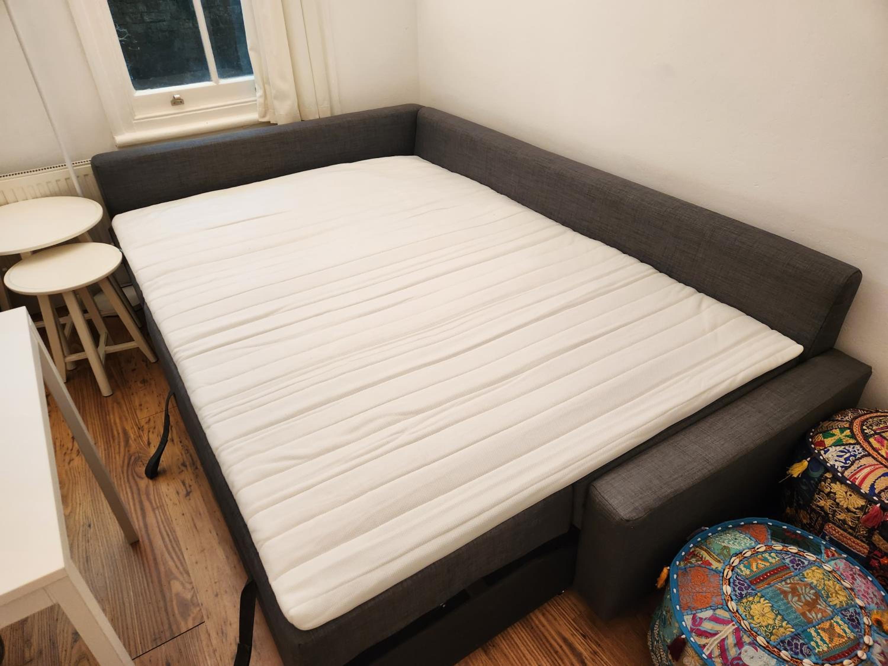 Cozy & Charming 2-Bedroom Flat in Prime Central London