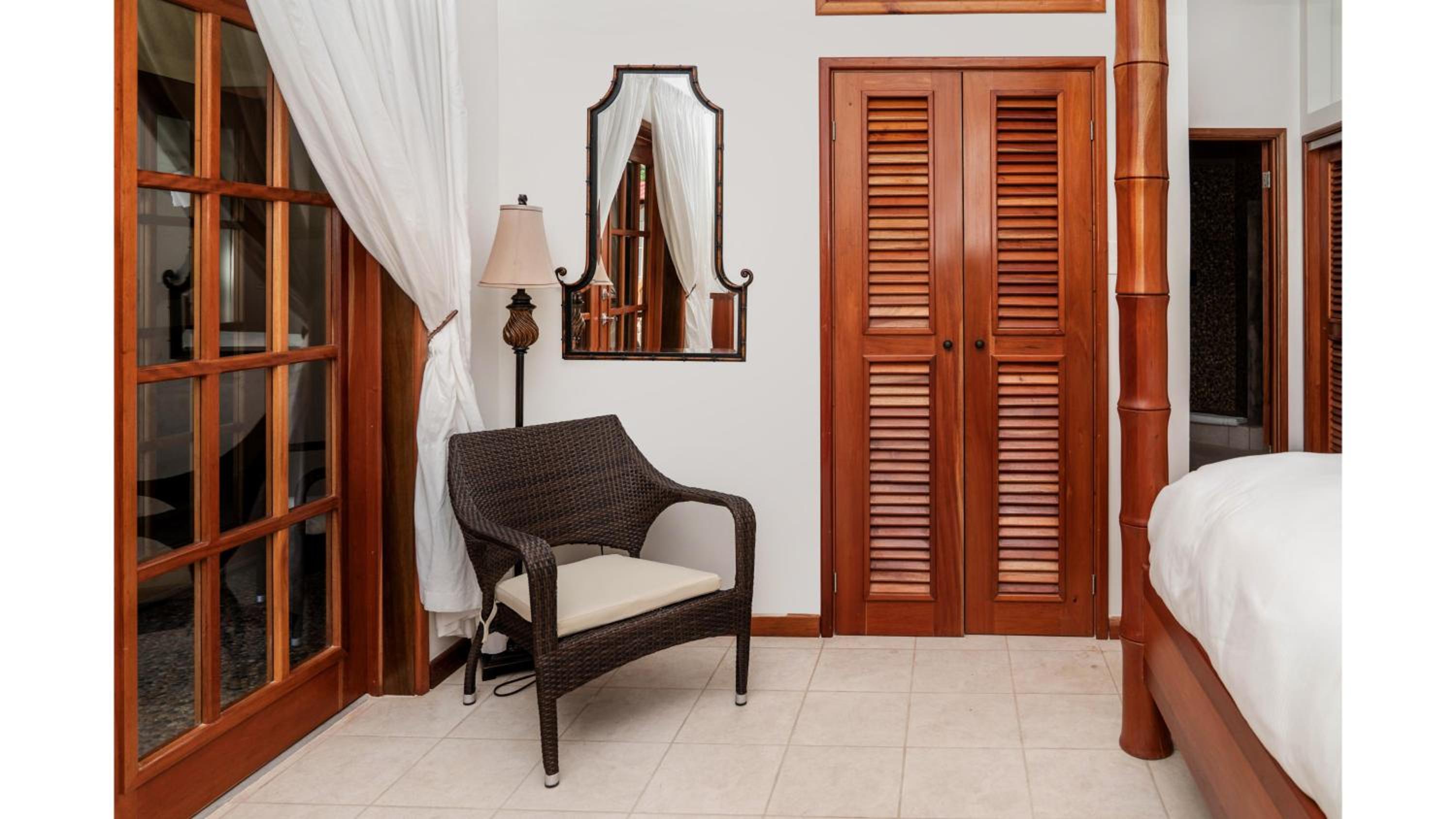 Residences at Barrier Reef Casita 2 by Stay Floreo