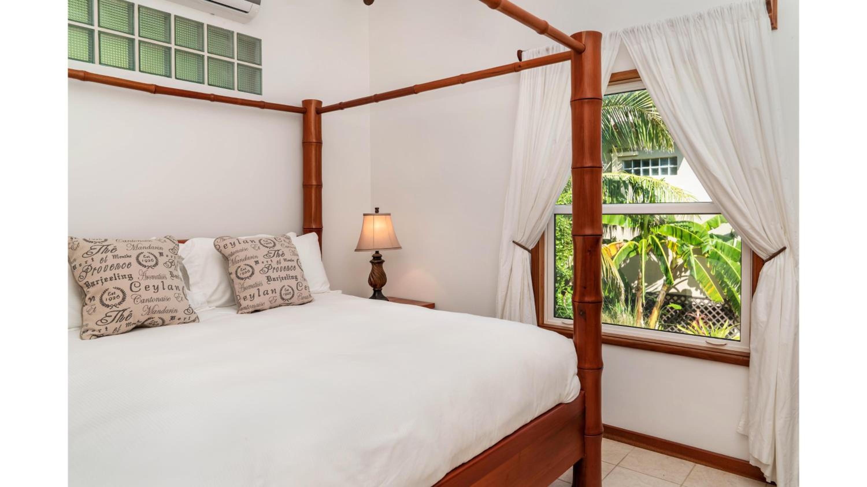 Residences at Barrier Reef Casita 2 by Stay Floreo