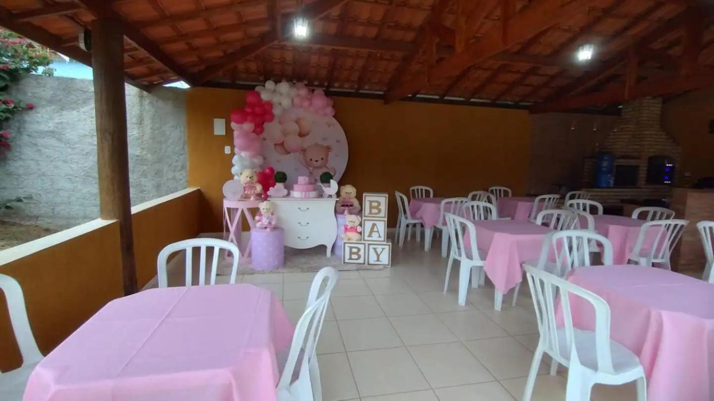 Chácara com piscina e amplo espaço gourmet à sete min da famosa estrada do roteiro do vinho