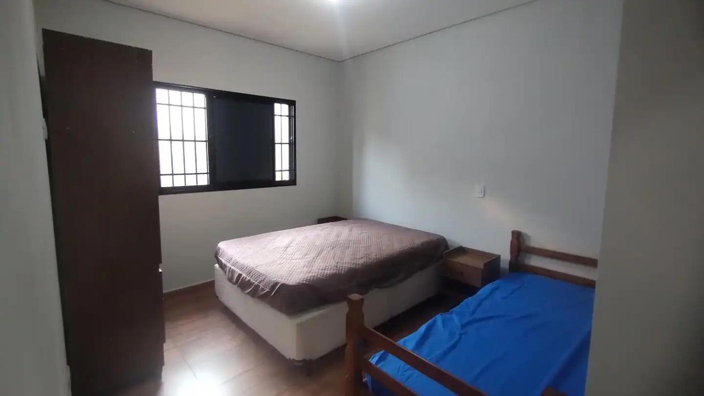 Chácara com piscina e amplo espaço gourmet à sete min da famosa estrada do roteiro do vinho