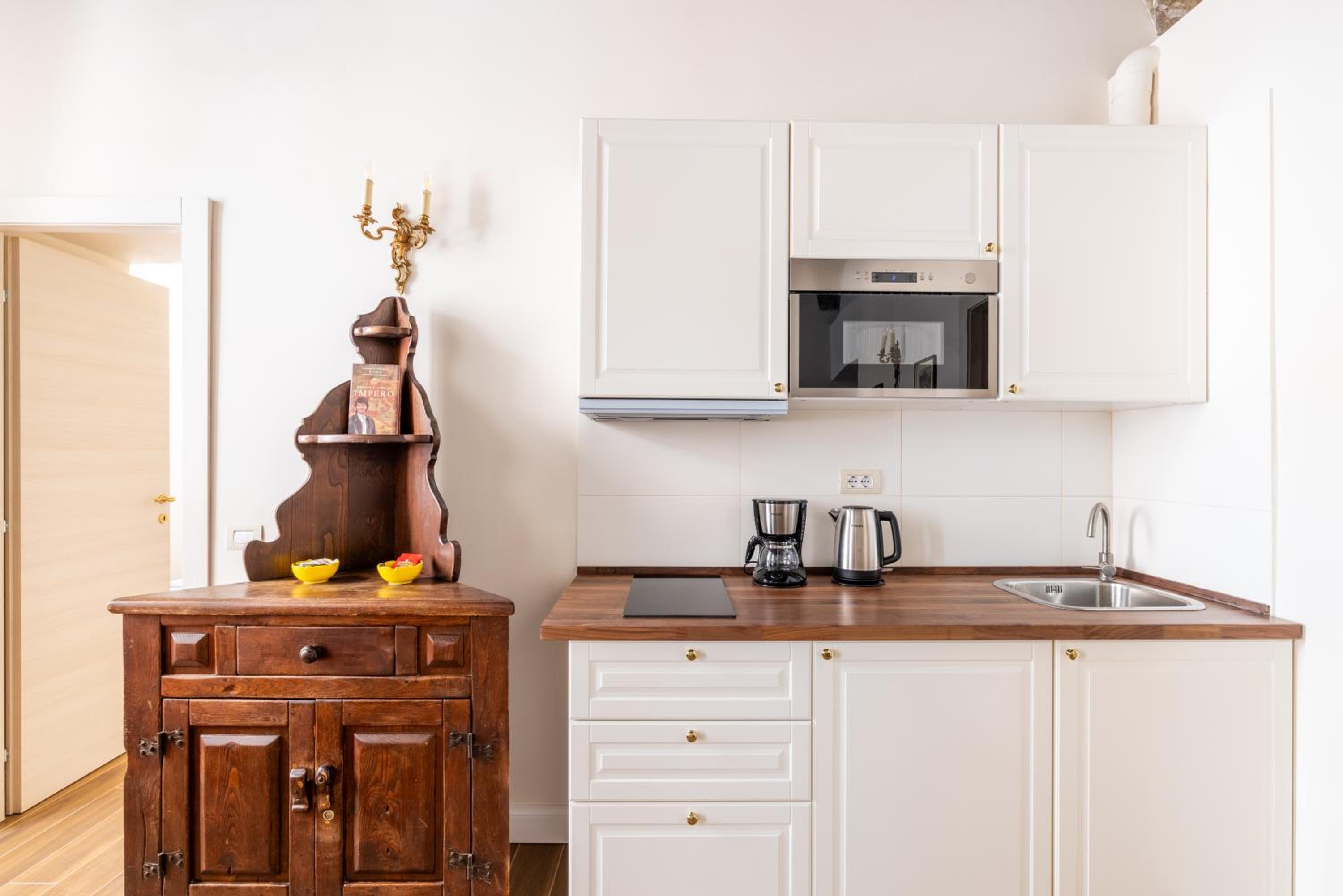 Pantheon Apartments - Piccola Roma