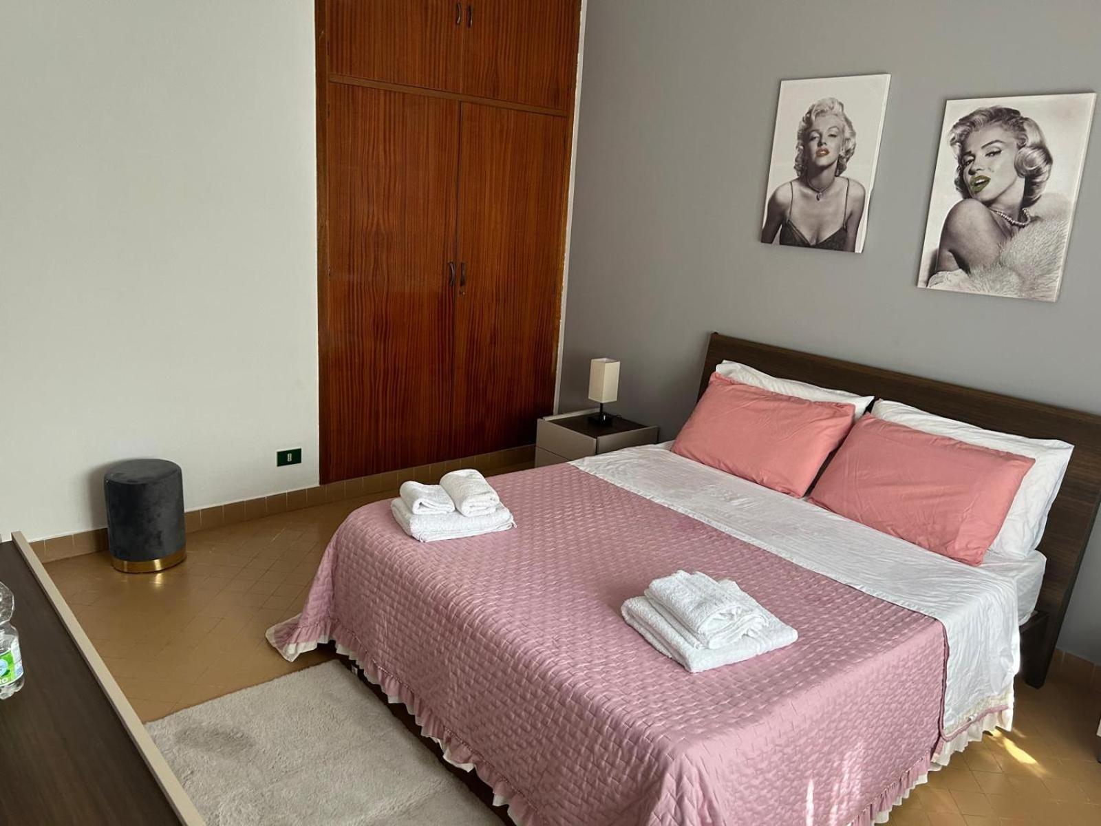 Sicily Wonders, villa by the beach for 12 guests