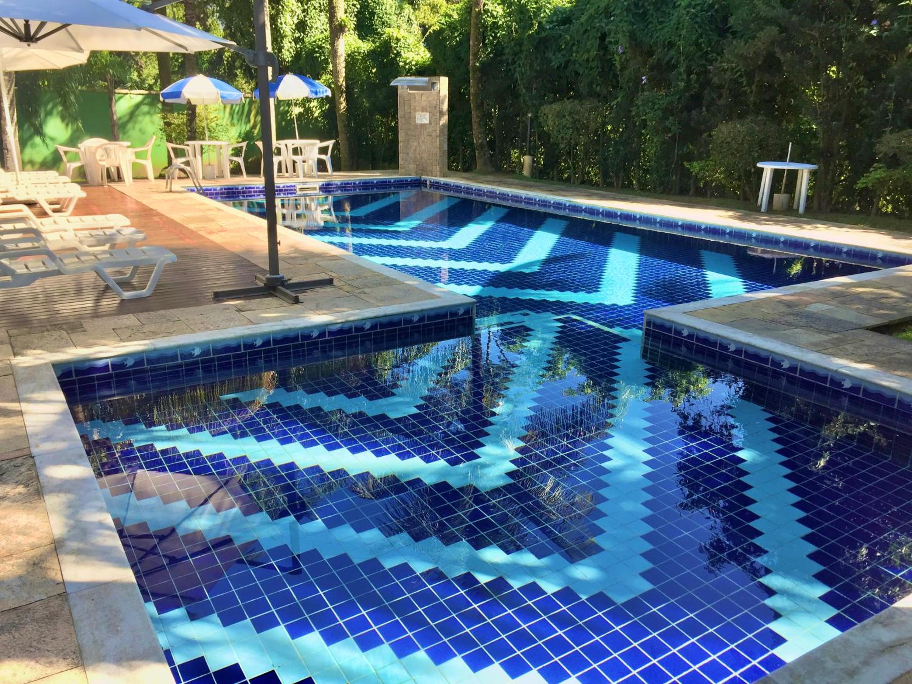 Maresias! Casa Condomínio a 200m da praia, 2 suítes