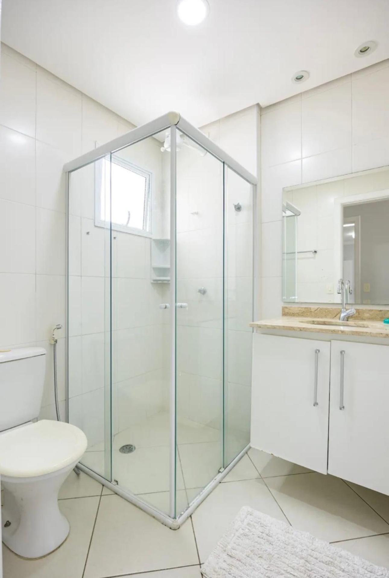 Canto nobre da Praia Grande - Apartamento completo e confortável