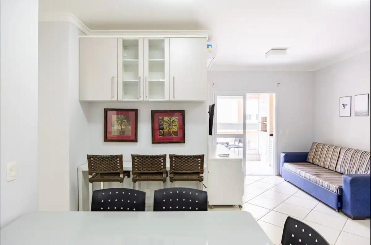 Canto nobre da Praia Grande - Apartamento completo e confortável